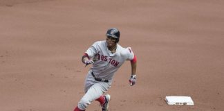 Xander Bogaerts rounding the bases