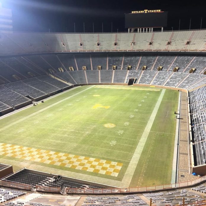 Garth Brooks And Steve Spurrier Colluded To Try And Ruin The Vols Season – Evidence